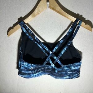 Lululemon Energy Bra Shorelines Multi Blue Size 10
